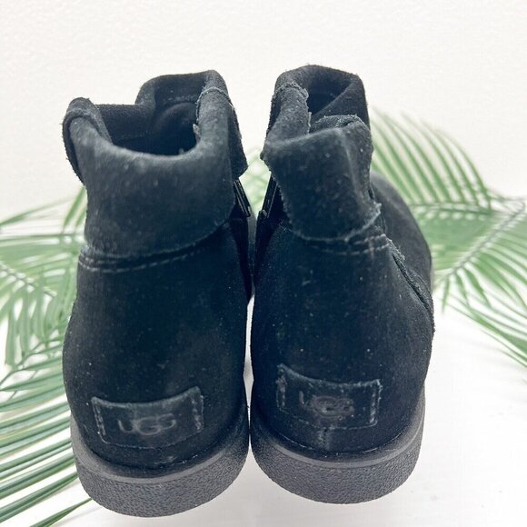 UGG Women's Black Suede Flat Round Toe Josefene Cuff Ankle Boots Size 6 - Picture 6 of 10